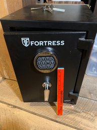 Fortress Personal And Gun Safe 14x20x14 In With Two Keys