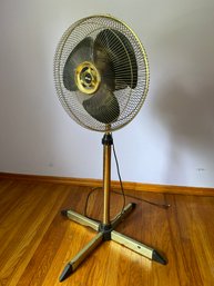 Galaxy 3 Speed Adjustable Height Oscillating Fan Test Works Good