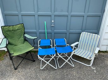 6 Folding Chairs Cute Little Blues Are Sturdy