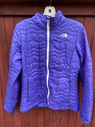 The North Face Womens M/M Medium Purple Light Weight Jacket