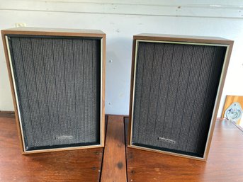 Vintage Panasonic Sb-203 Speakers 11x15x7in Clean Tested Working