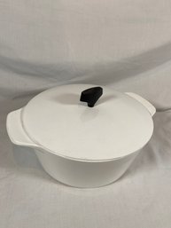 Corning Ware Buffet Server B-4 4Qt White Pot With Lid