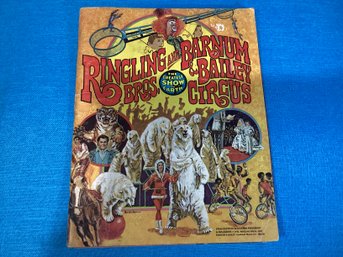Vintage Ringling Brothers, And Barnum And Bailey Circus Souvenir Program, 1976