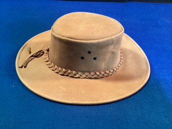 Kakadu Australian Style Hat In Great Shape, Size Large