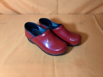 Sanita The Original Danish  Logs - Red  Clogs  Size 38