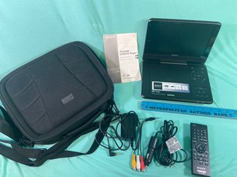 Sony Portable CD/DVD Player DVP-FX980 With Remote Control And Carrying Case