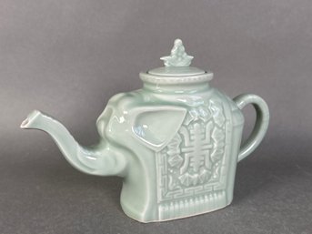 The Bombay Company Elephant Tea Pot