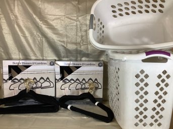 Hangers & Laundry Baskets