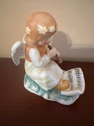Goebel Porcelain Angel Nativity Figurine- Lore Angl Flute