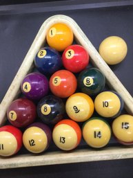 Billiard Balls Bakelite? With Rack And Cue Ball