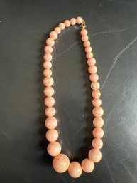 Pale Peach 50's Retro Beaded Necklace