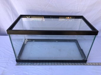 Glass Fish Tank Looks Like It Was Used For Small Animal. Approximately 24 X 12 X 13 High.