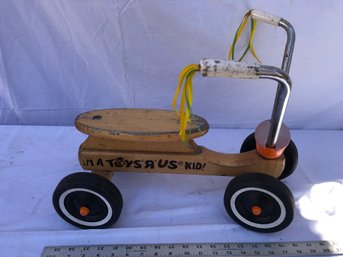 Small Kids Wood Scooter, Im A Toys R Us Kid