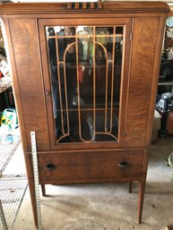 Thomasville, Tall, Hutch Cabinet With Glass Door And Pull Out Drawer, See Pics, Approximate Size 65 Inches Tal