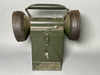 Vintage Carpenter Mfg Company Military Portable Double Light Lantern