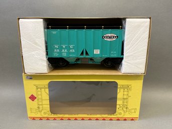 NIB Aristo Craft Trains 2 Bay Covered Hopper Car NY Central System, Art-41209A