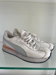 Womens Puma Sneakers Size 9