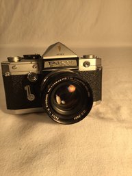 Petri Flex V 35mm SLR Camera With 55mm Lens