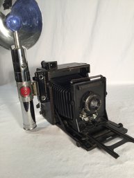 Graflex Speed Graphic 4 X 5 Large Format Camera With Flash