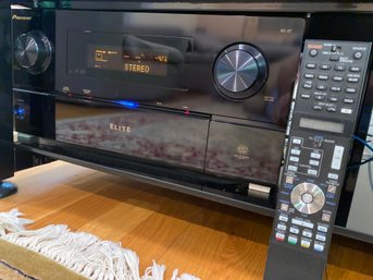 Pioneer Elite SC-27 Elite Receiver With Remote Audiophile Equipment