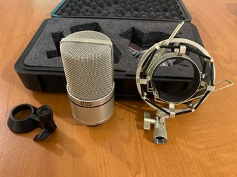 MXL 990 Microphone Condenser Wired Pro With Mount And Travel Case