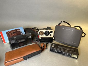 Vintage Polaroid, Minomatic & Vivitar Cameras