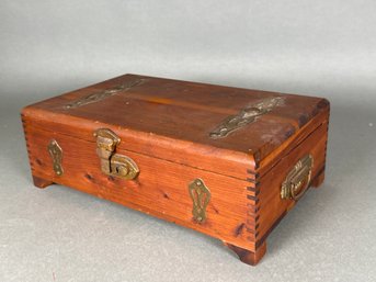 Stunning Wooden Cigar Box