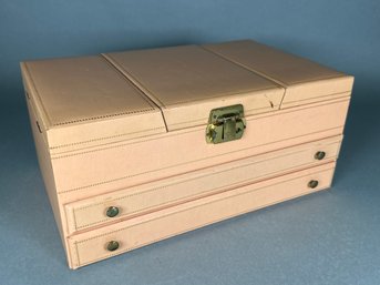 Vintage Samsonite Jewelry Box With Key