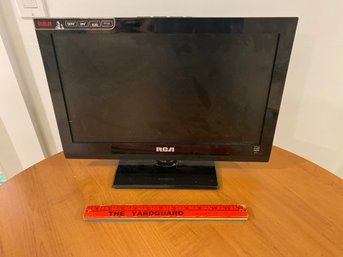 TV RCA 19in LED Television HDMI HDTV Model DETK185R