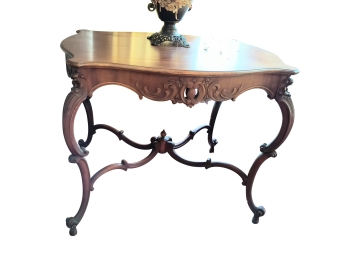 Very Pretty French Country Style Wood Table