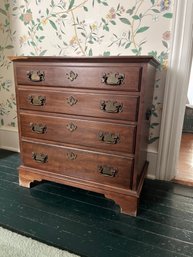 Pennsylvania House Bachelors Chest, Wood Nightstand,  23.75x14x24in