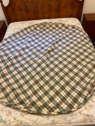 2 Round Green And Tan Plaid Patio Table Clothes 69in