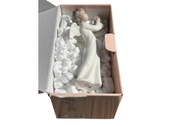 Lladro NAO #189 Porcelain Angel With Tambourine Nativity Figurine - BOXED!