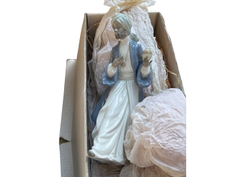 Lladro Nao #414 King Balthazar With Urn Porcelain Nativity Figurine - BOXED!