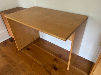 Simple Desk Oak Veneer Clean