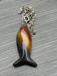 Polished Natural Agate Stone Fish Pendant Necklace With Silver Chain