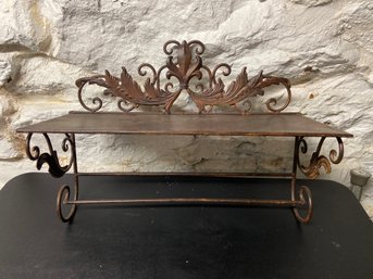 Decorative Metal Wall Shelf And Towel Bar Rack