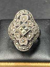 Very Pretty Sterling Silver Marcasite Ladies Ring Size 7.5