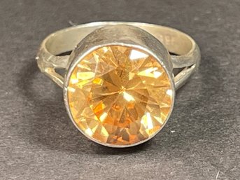 Sterling Silver Ladies Ring Citrine Stone High Bezel Setting Size 8.5