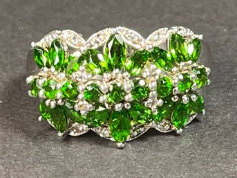 Fine Sterling Silver Peridot Ladies Ring Size 10