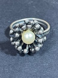 Sterling Silver Pearl Floral Form Ring Size 7