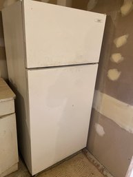 White Sears Refrigerator Model# 25367800791