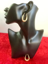 10k Gold Swirled Hoop Earrings 3.12g