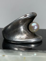 Heavy Modernist Sterling Silver Cultured Pearl Ring Size 7