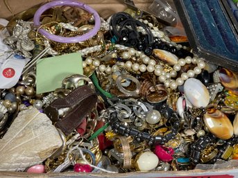 Lot E Very Large Lot Of Costume Wearable Jewelry