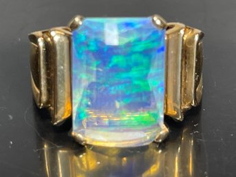 10k Gold Large Opal Type Stone Ring Size 6.75 Weigh 6.1 Grams