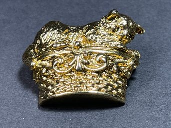 1980s Gold Tone Cat In A Basket Brooch