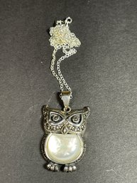 Sterling Silver Chain And Pendant Mother Of Pearl Owl