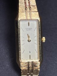 Fancy Sleek Gold Plated Citizen Quartz Ladies Wristwatch