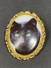 Black Cat Cameo Style Gold Tone Brooch